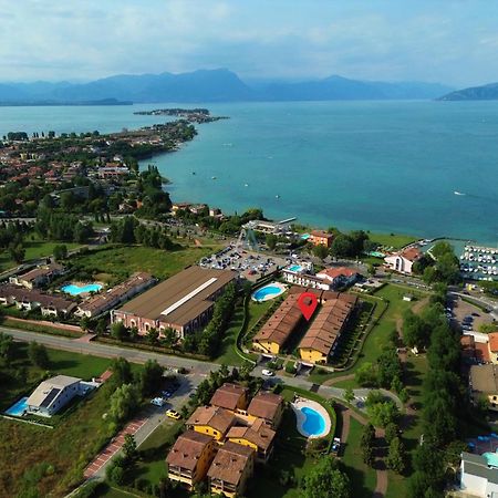 Artemide Apartment - A Soli 150M Dal Lago Di Garda Sirmione Exterior photo