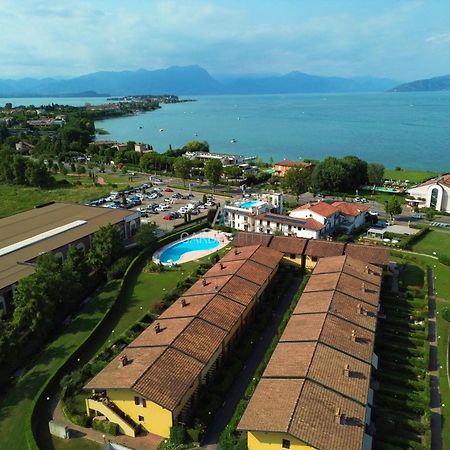Artemide Apartment - A Soli 150M Dal Lago Di Garda Sirmione Exterior photo