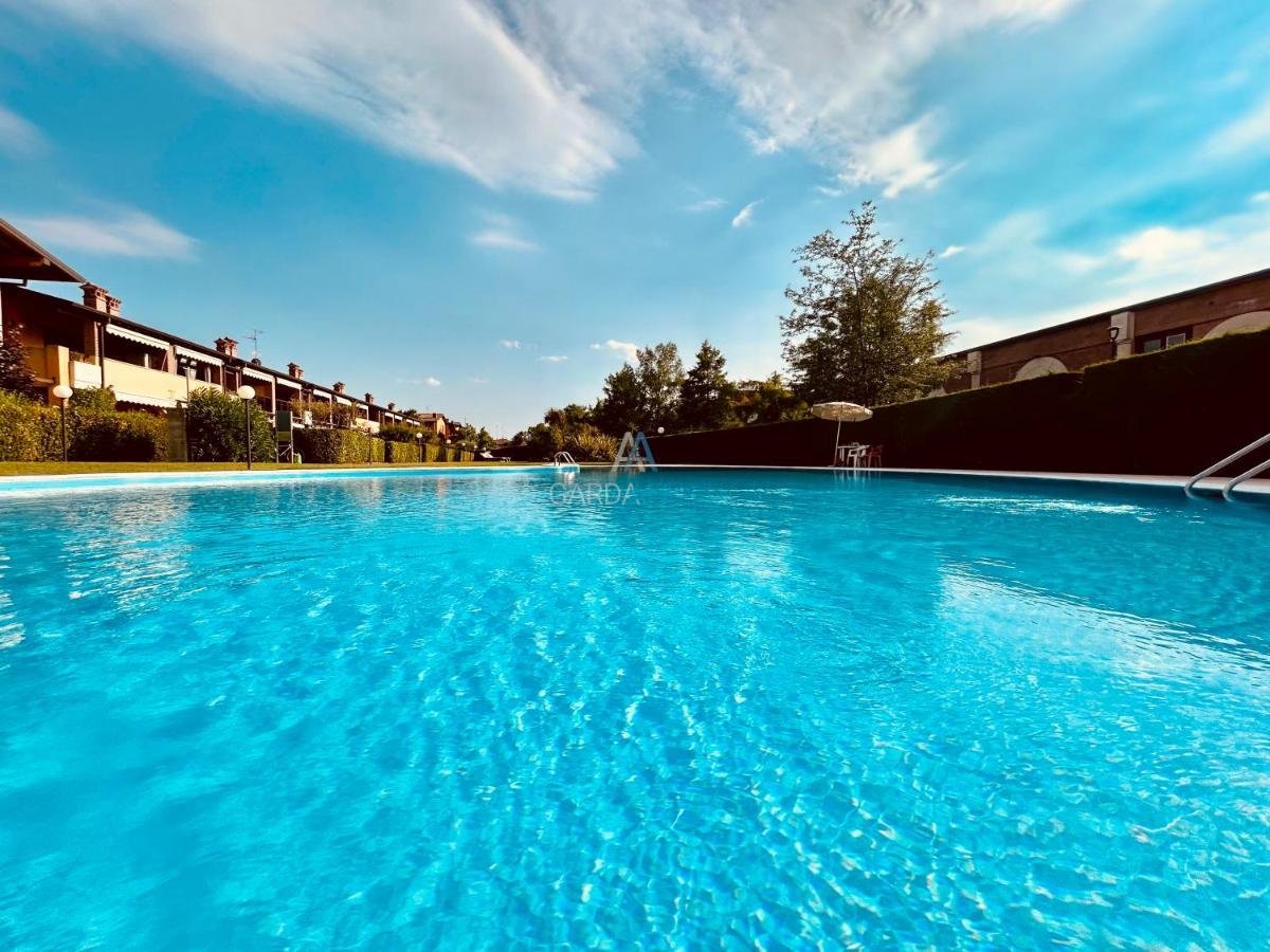 Artemide Apartment - A Soli 150M Dal Lago Di Garda Sirmione Exterior photo