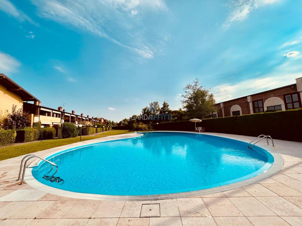 Artemide Apartment - A Soli 150M Dal Lago Di Garda Sirmione Exterior photo
